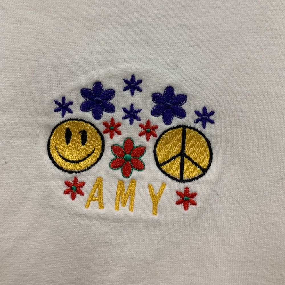 Embroidered White Cotton T-Shirt - sz L